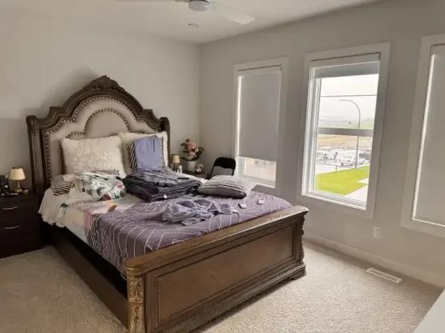 House 4 Bedroom For Rent Calgary AB 4100 ES102847086