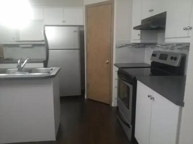 House 4 Bedroom For Rent Calgary AB 2550 ES103958728