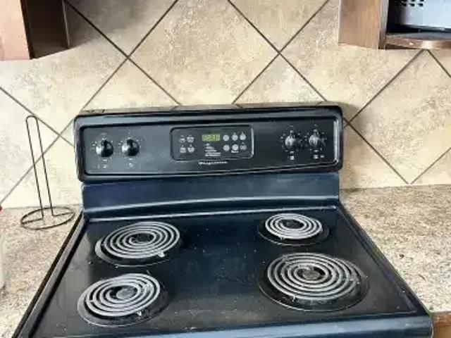 House 4 Bedroom For Rent Calgary AB 2800 ELS101789513