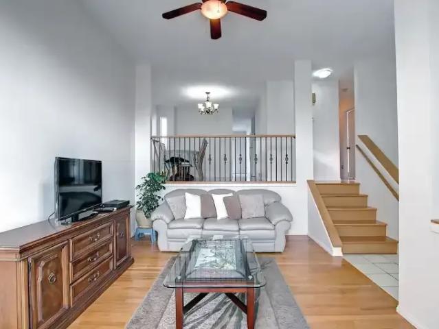 House 4 Bedroom For Rent Calgary AB 2800 ES104178718