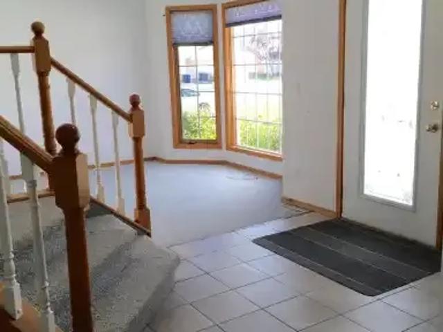 House 4 Bedroom For Rent Calgary AB 2800 ES104179831