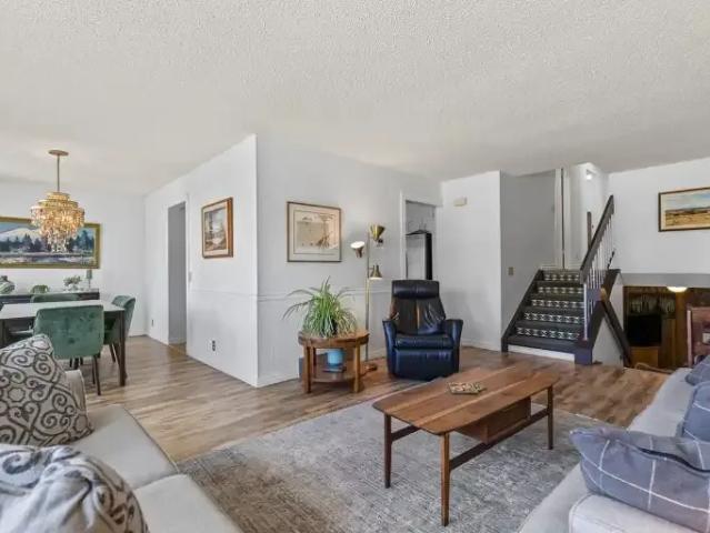House 4 Bedroom For Rent Calgary AB 2950 ES103355275