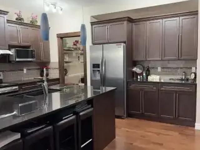 House 4 Bedroom For Rent Calgary AB 3150 ES104183040