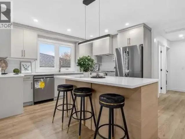 House 4 Bedroom For Rent Calgary AB 3300 ES103243633