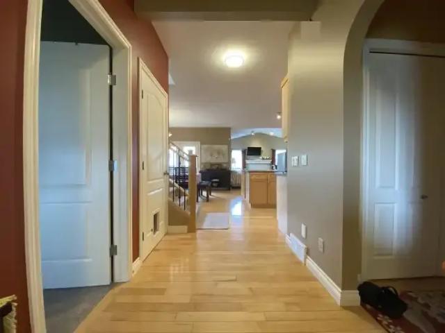 House 4 Bedroom For Rent Calgary AB 3300 ES103542220