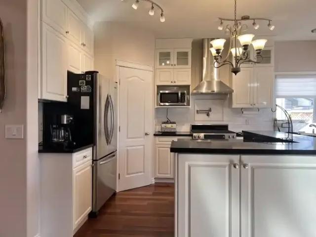 House 4 Bedroom For Rent Calgary AB 3895 ES103424722