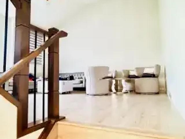 House 4 Bedroom For Rent Calgary AB 3975 ES104142700