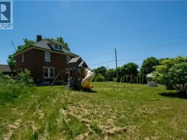 House 4 Bedroom For Rent Cambridge ON 2600 ES102915197