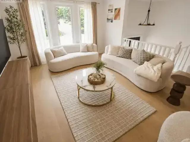 House 4 Bedroom For Rent Cambridge ON 3000 ES103368002