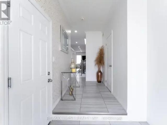 House 4 Bedroom For Rent Cambridge ON 3200 ELS101186202