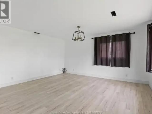 House 4 Bedroom For Rent Amherstburg ON 2500 ES101948441