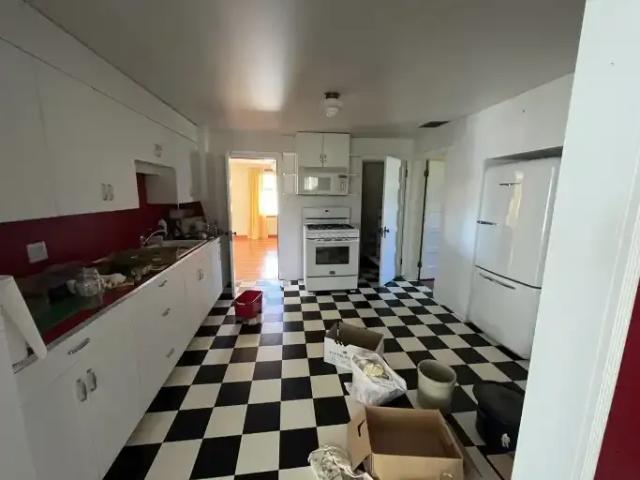 House 4 Bedroom For Rent Airdrie AB 2850 ES104182549