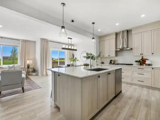 House 4 Bedroom For Rent Airdrie AB 3400 ES104895029