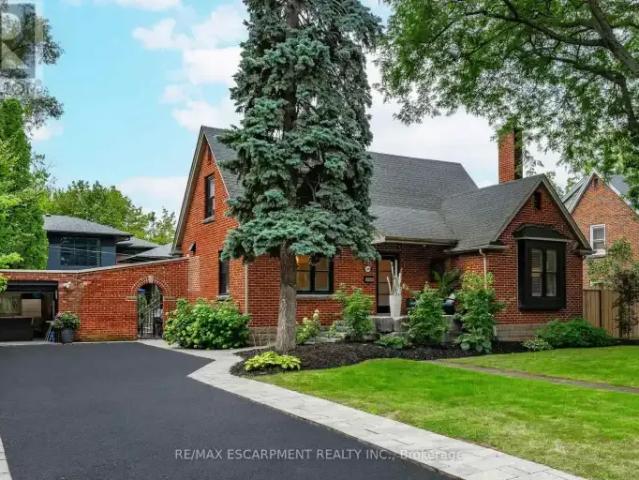 House 4 Bedroom For Rent Burlington ON 9000 ES103338508