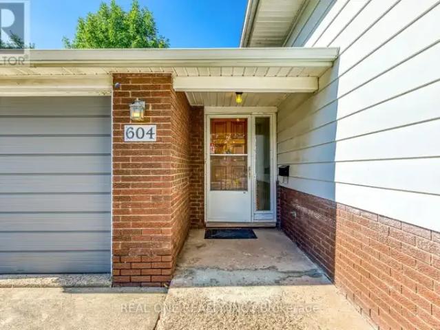 House 4 Bedroom For Rent Burlington ON 3500 ES103355346