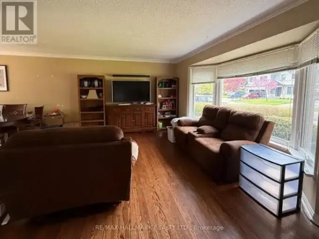 House 4 Bedroom For Rent Burlington ON 3800 ES102272442