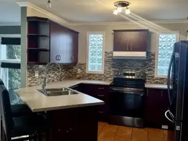 House 4 Bedroom For Rent Gatineau QC 2300 ELS101441486