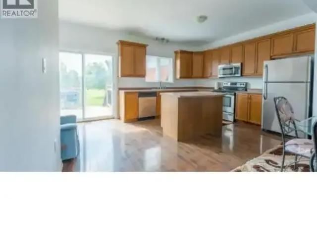 House 4 Bedroom For Rent Grimsby ON 3000 ELS103119080