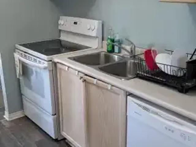 House 4 Bedroom For Rent Guelph ON 2800 ES104863820