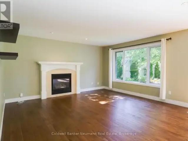 House 4 Bedroom For Rent Guelph ON 3800 ES104794775