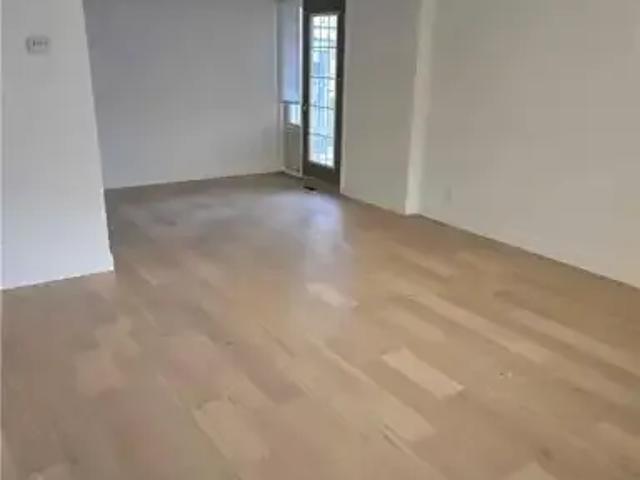 House 4 Bedroom For Rent Guelph ON 3200 ES104257382