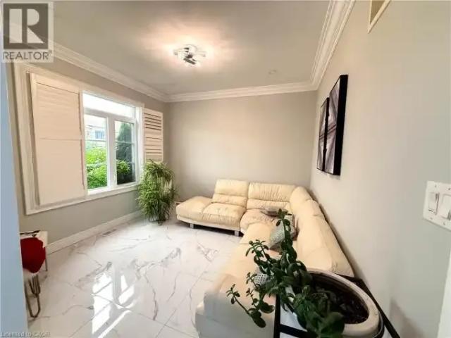 House 4 Bedroom For Rent Guelph ON 6500 ES104257391