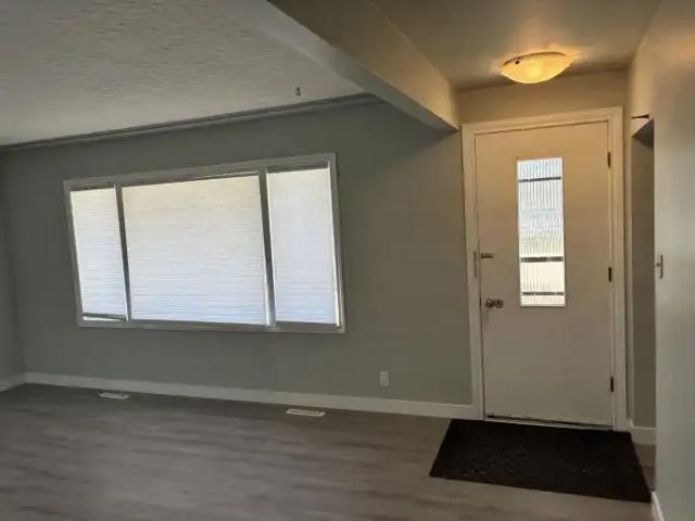 House 4 Bedroom For Rent Edmonton AB 2350 ES101773564