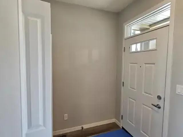 House 4 Bedroom For Rent Edmonton AB 2350 ES104681644