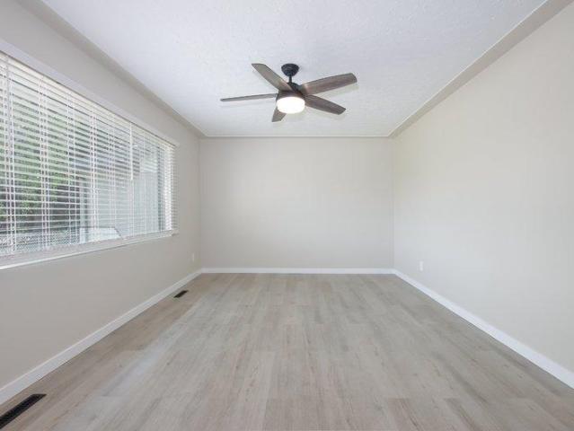 House 4 Bedroom For Rent Edmonton AB 2300 ES102305874