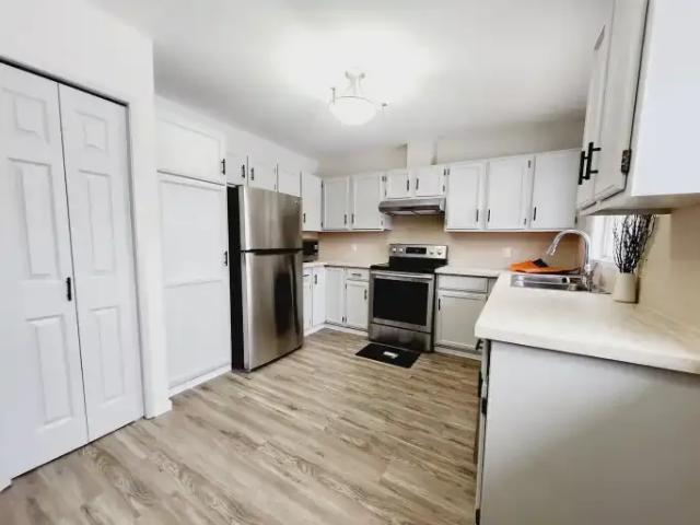 House 4 Bedroom For Rent Edmonton AB 2300 ES103118835