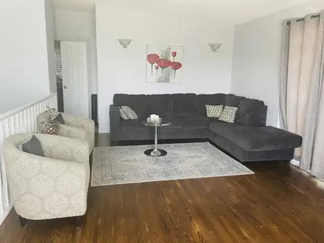 House 4 Bedroom For Rent Edmonton AB 2450 ES103301324