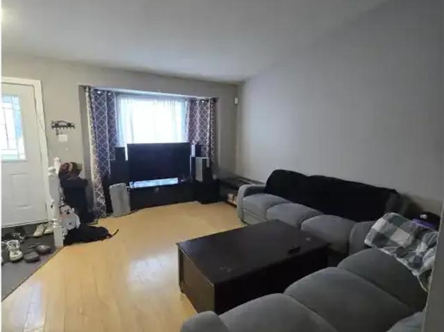 House 4 Bedroom For Rent Edmonton AB 2500 ELS100443546