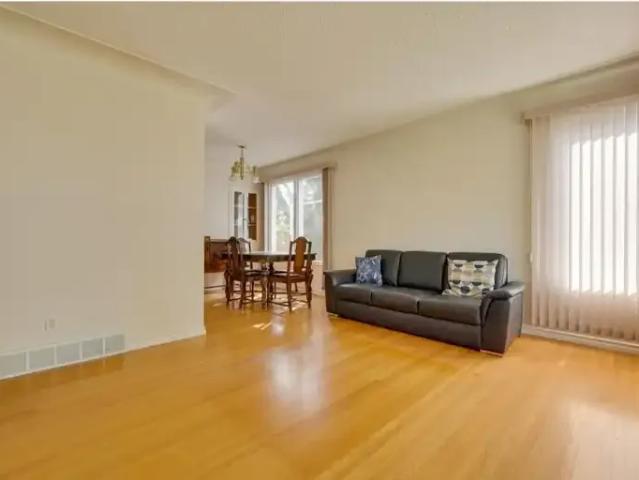 House 4 Bedroom For Rent Edmonton AB 2500 ES101985919