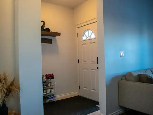 House 4 Bedroom For Rent Edmonton AB 2750 ELS102306820
