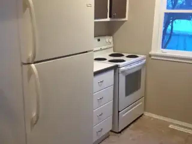 House 4 Bedroom For Rent Edmonton AB 2800 ELS100600544