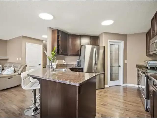 House 4 Bedroom For Rent Edmonton AB 2800 ES104991598