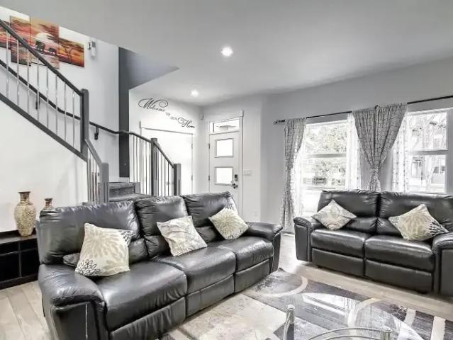 House 4 Bedroom For Rent Edmonton AB 3000 ES102272402