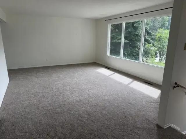 House 4 Bedroom For Rent Edmonton AB 4500 ES103920516