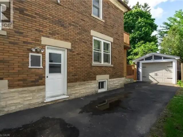 House 4 Bedroom For Rent Kitchener ON 2500 ES104598418