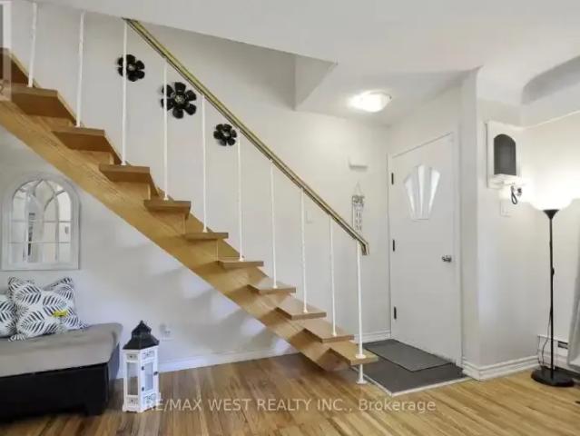 House 4 Bedroom For Rent Kitchener ON 2700 ELS97907491