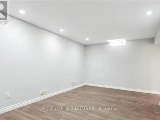 House 4 Bedroom For Rent Kitchener ON 2895 ES104000200