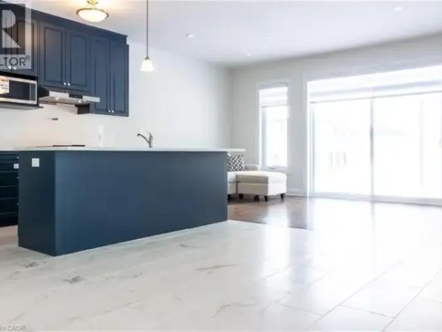 House 4 Bedroom For Rent Kitchener ON 3450 ES99505901
