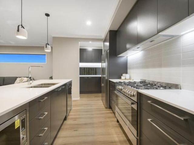 House 4 Bedroom For Rent HEMMANT QLD 1110799 ES84467926