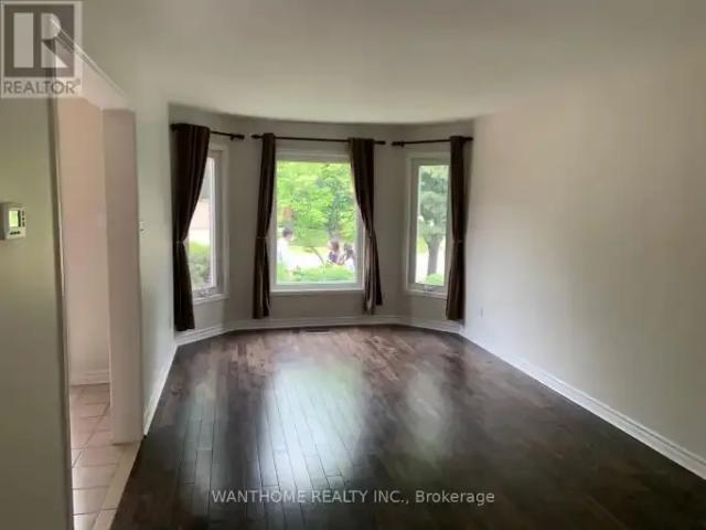 House 4 Bedroom For Rent Oakville ON 4300 ES102847446