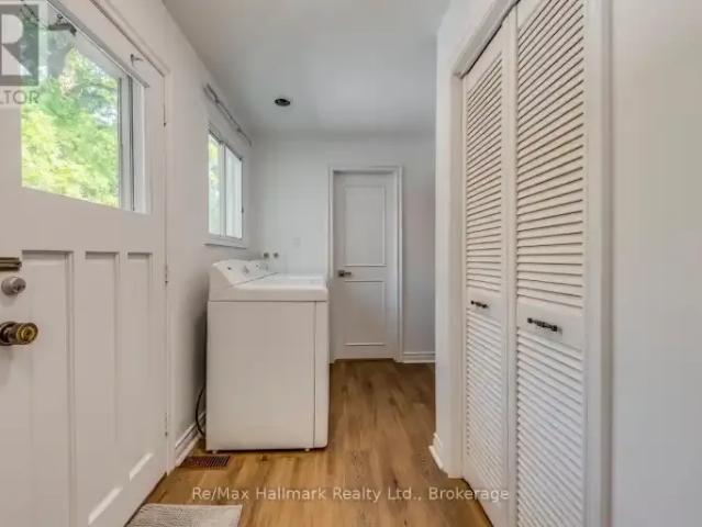 House 4 Bedroom For Rent Oakville ON 6300 ES102883637