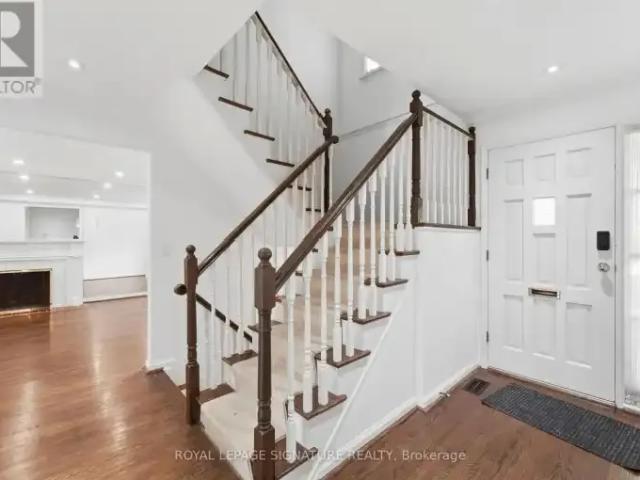 House 4 Bedroom For Rent Oakville ON 7500 ES103740053