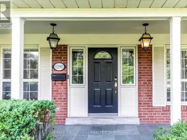 House 4 Bedroom For Rent Oakville ON 8600 ES103368045