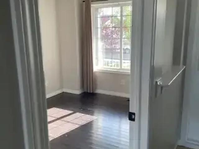 House 4 Bedroom For Rent Leduc AB 2850 ES103322247