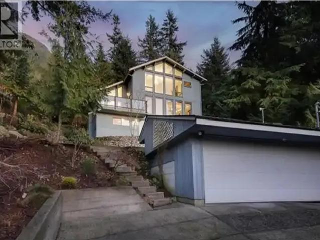 House 4 Bedroom For Rent Lions Bay BC 12000 ES100171315
