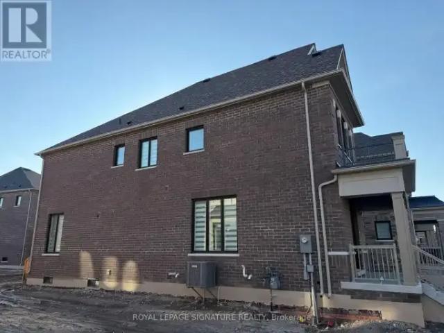 House 4 Bedroom For Rent Milton ON 3750 ES102847409